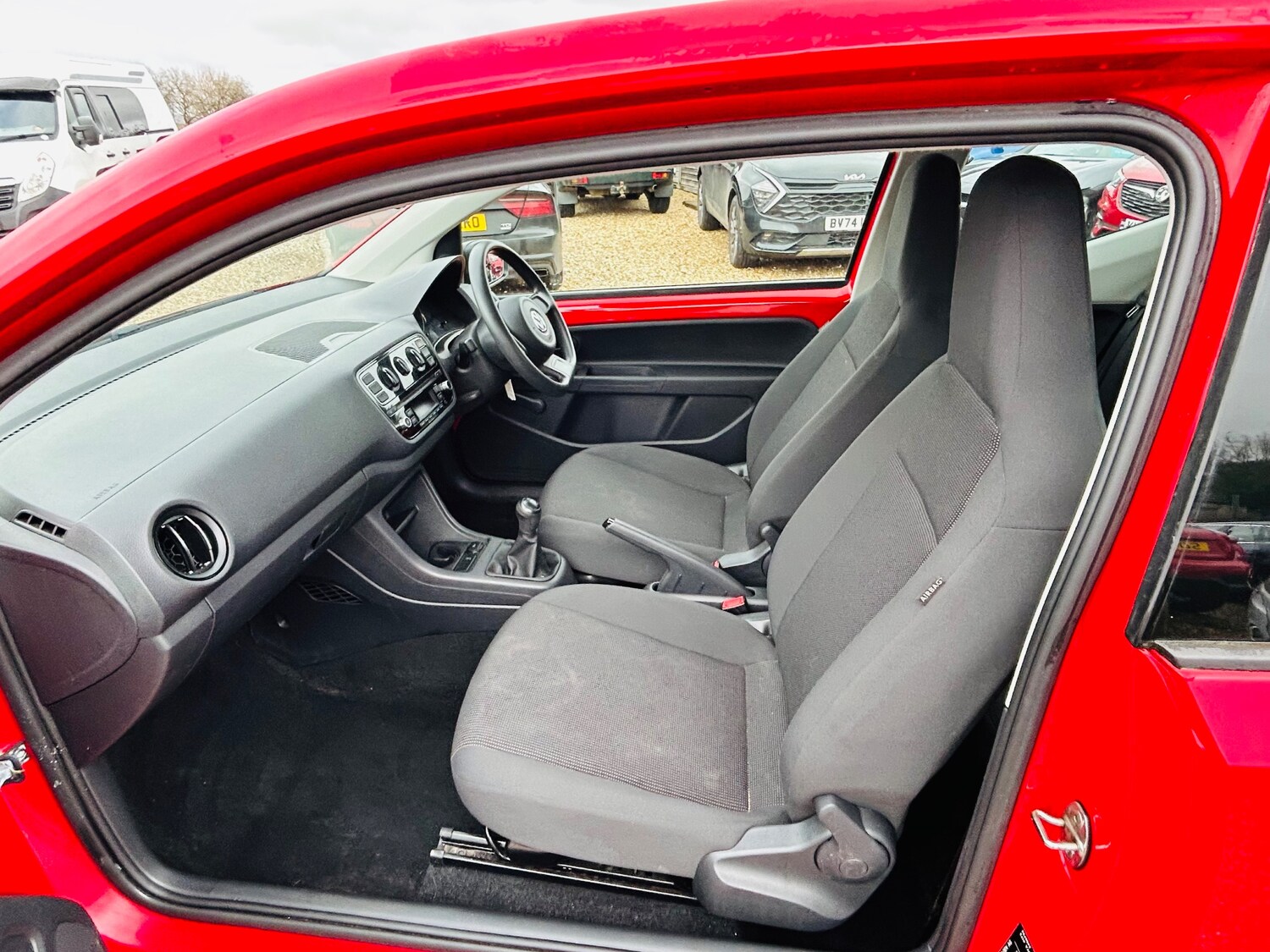 Used Volkswagen up! 2015 for sale - 77442710: Photo 11