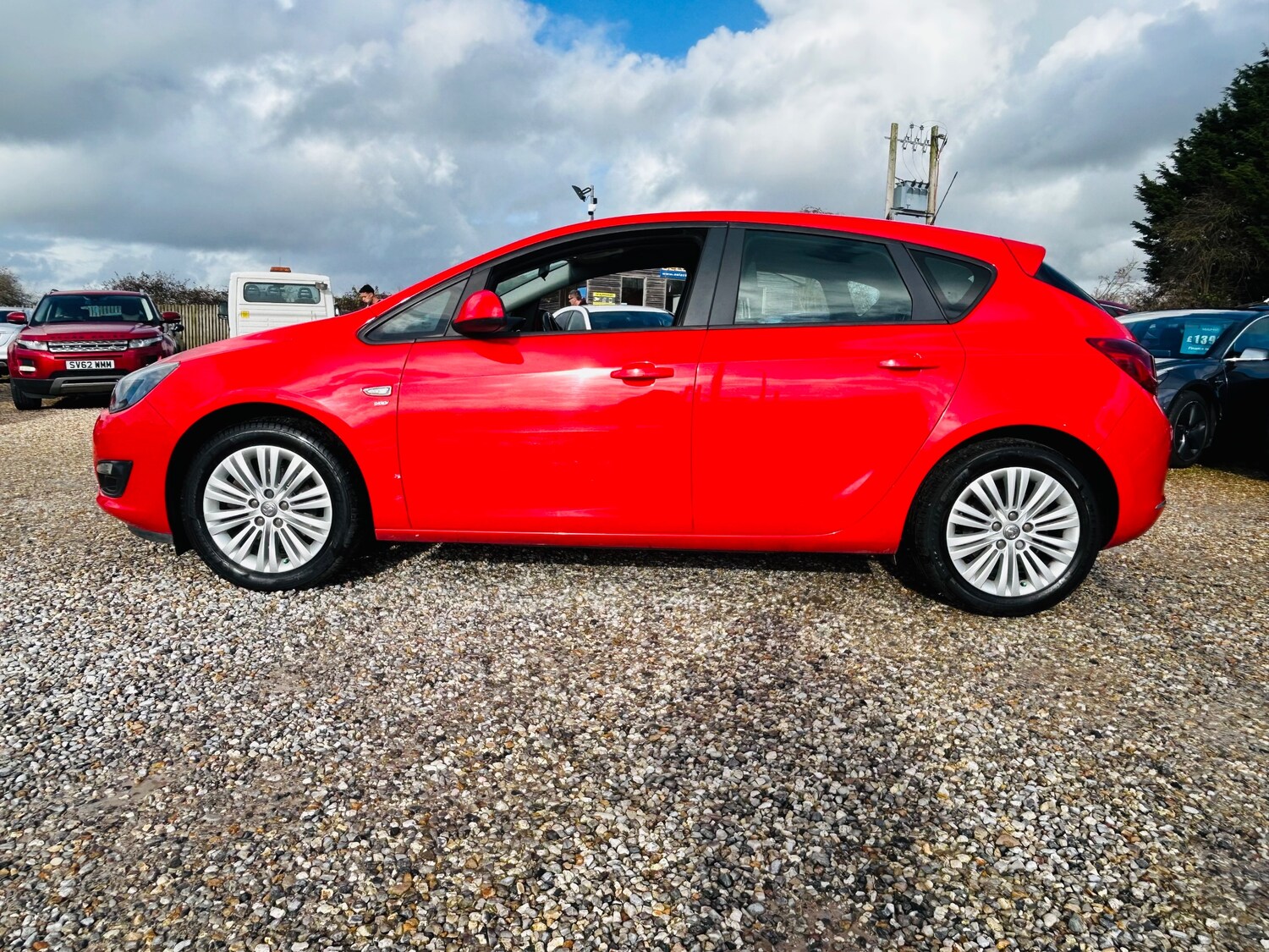 Used Vauxhall Astra 2013 for sale - 77470960: Photo 7