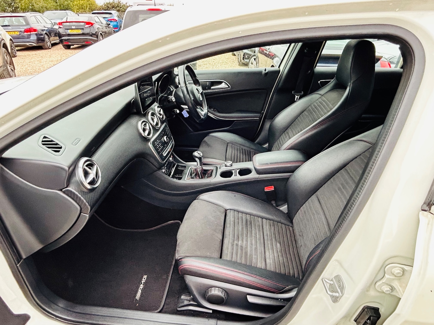 Used Mercedes-Benz A-Class 2017 for sale - 76373350: Photo 11