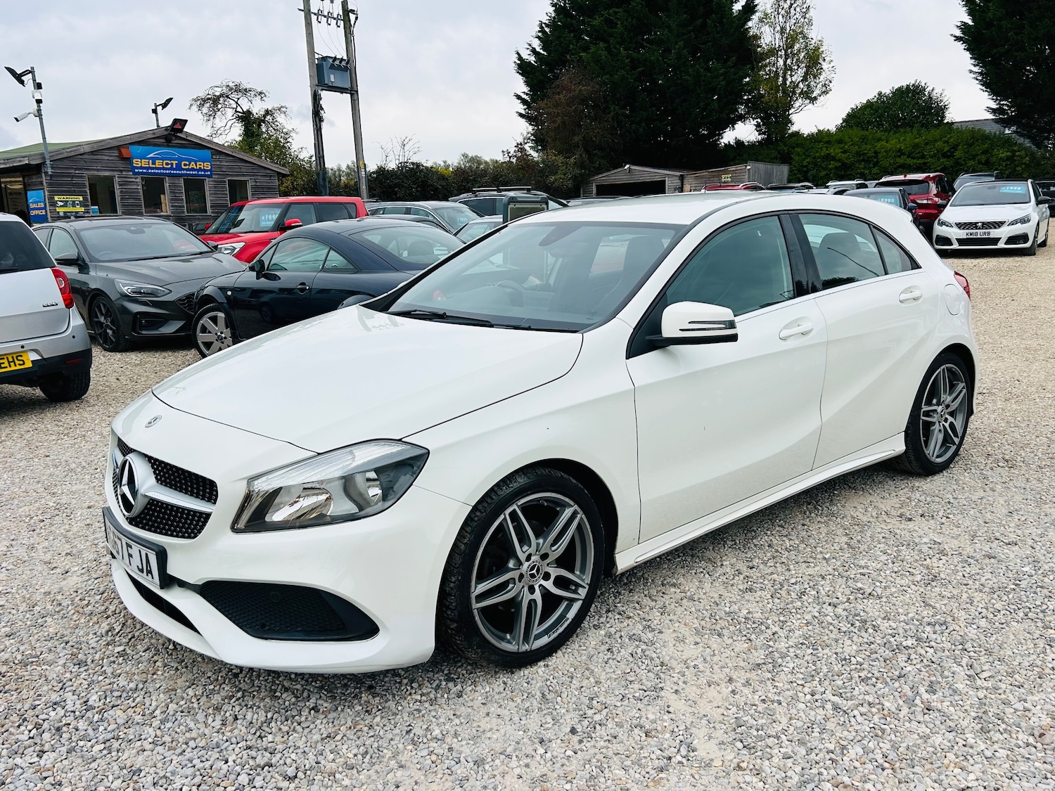 Used Mercedes-Benz A-Class 2017 for sale - 76373350: Photo 5