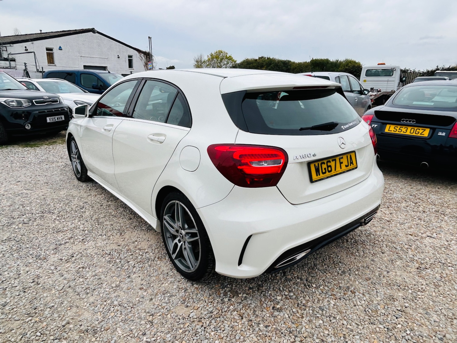 Used Mercedes-Benz A-Class 2017 for sale - 76373350: Photo 6