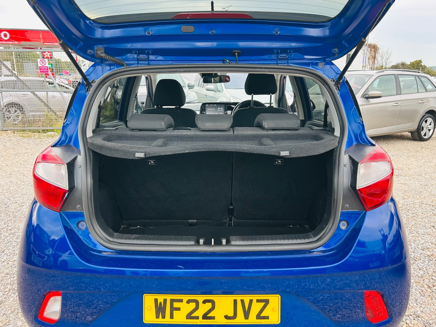 Used Hyundai i10 2022 for sale - 76155468: Photo 13