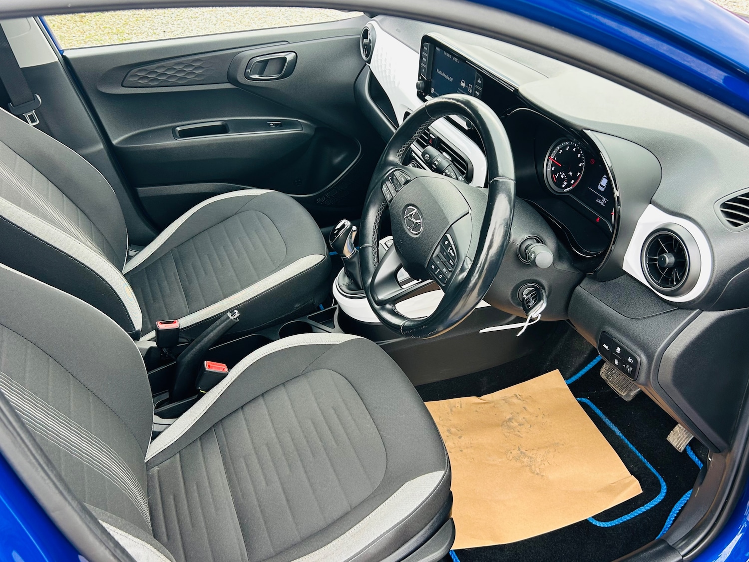 Used Hyundai i10 2022 for sale - 76155468: Photo 2