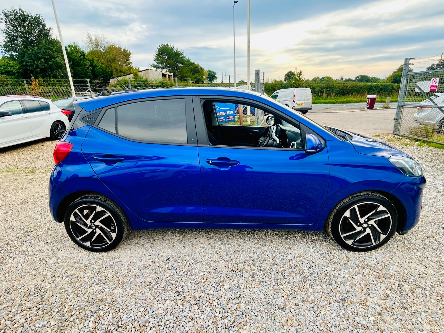 Used Hyundai i10 2022 for sale - 76155468: Photo 9