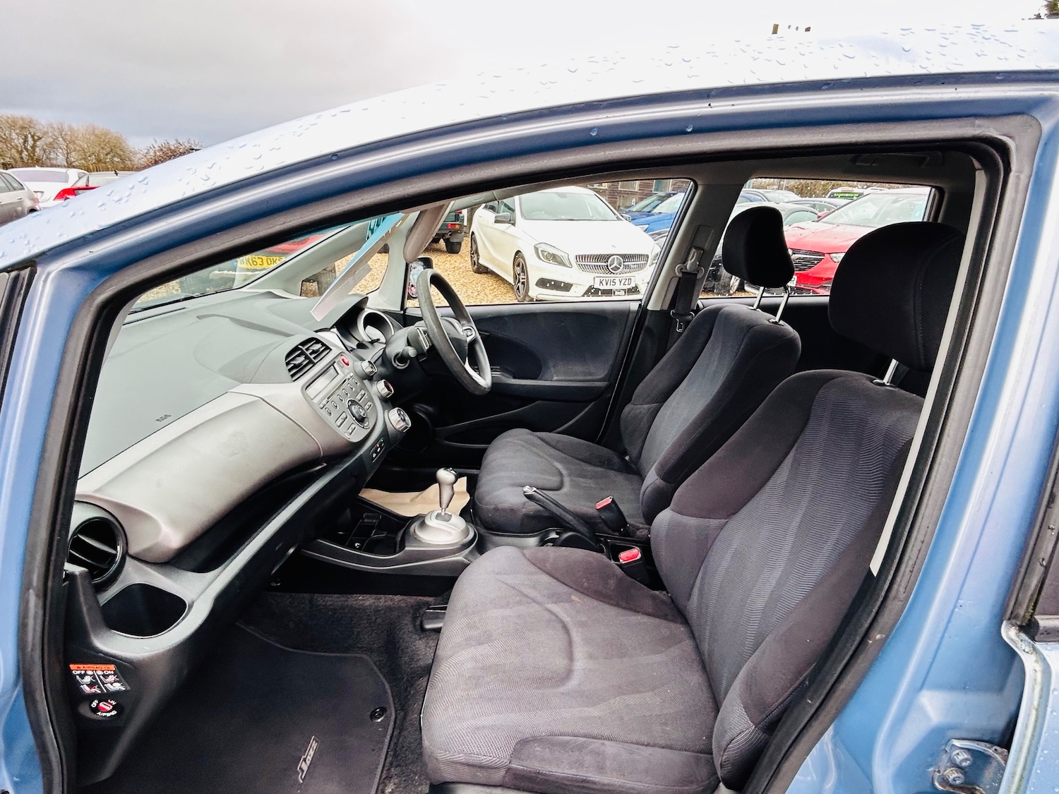 Used Honda Jazz 2010 for sale - 77477080: Photo 10