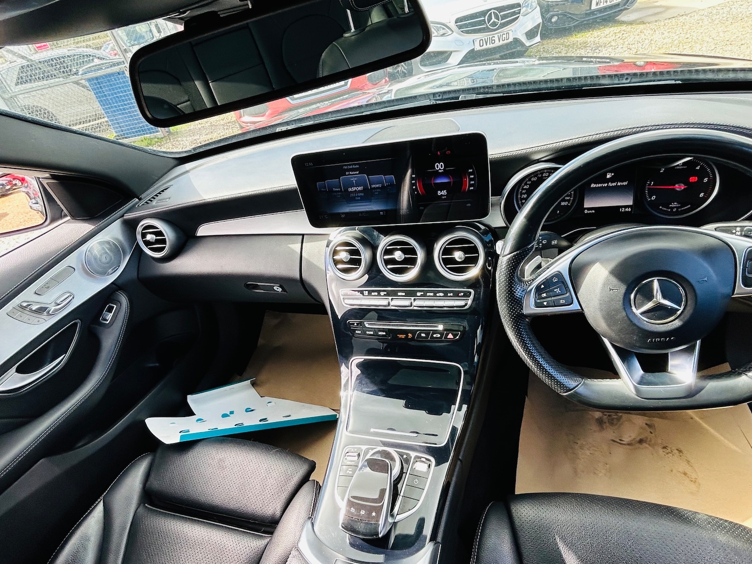 Used Mercedes-Benz C Class 2015 for sale - 77894015: Photo 11