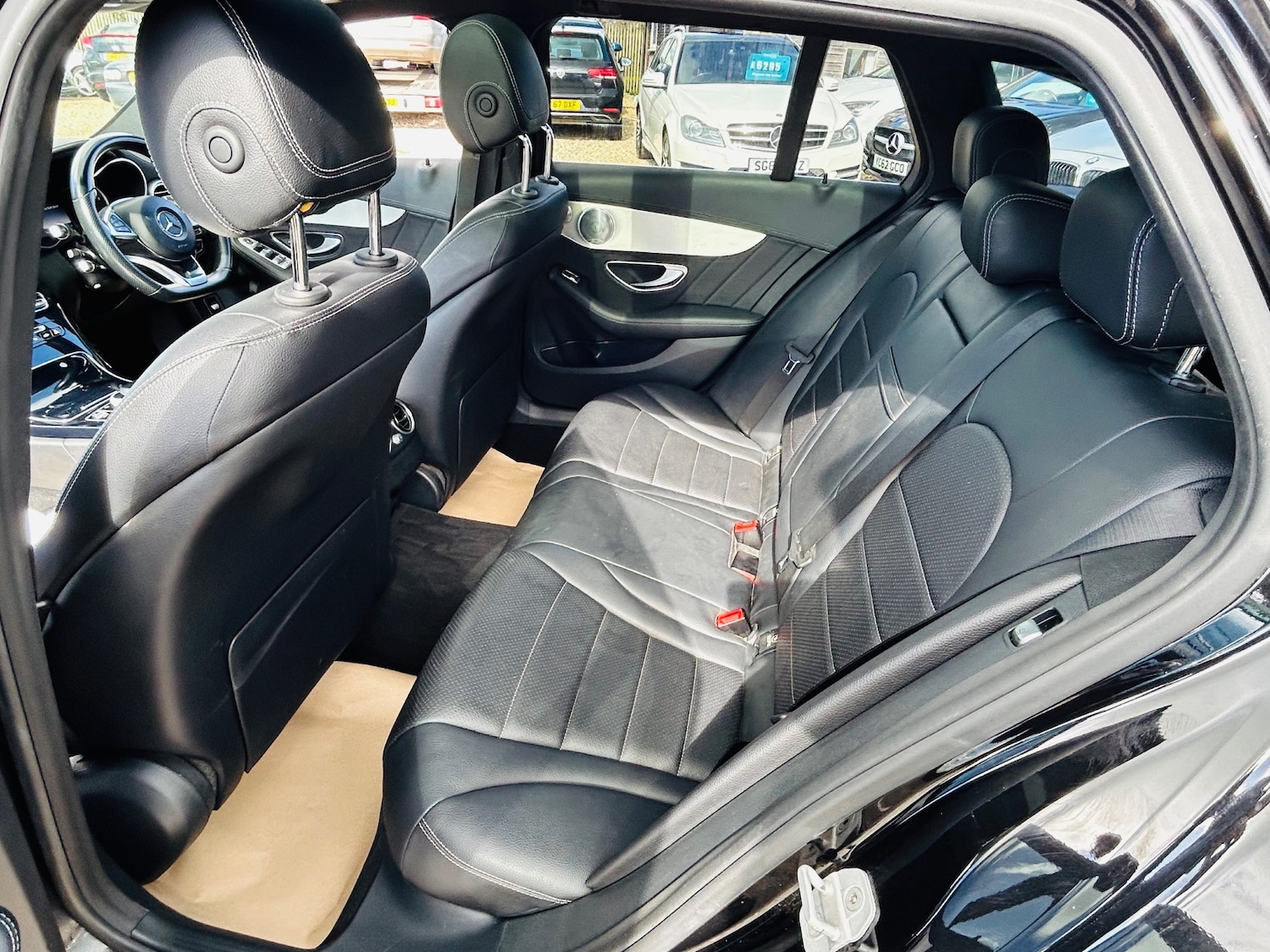 Used Mercedes-Benz C Class 2015 for sale - 77894015: Photo 15