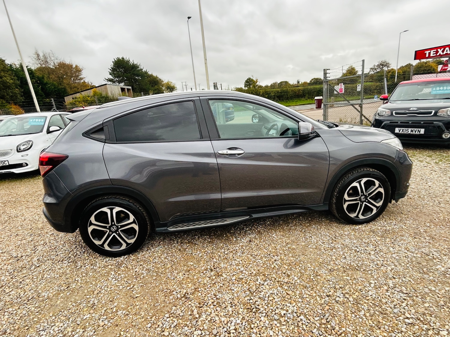 Used Honda HR-V 2018 for sale - 76422611: Photo 10