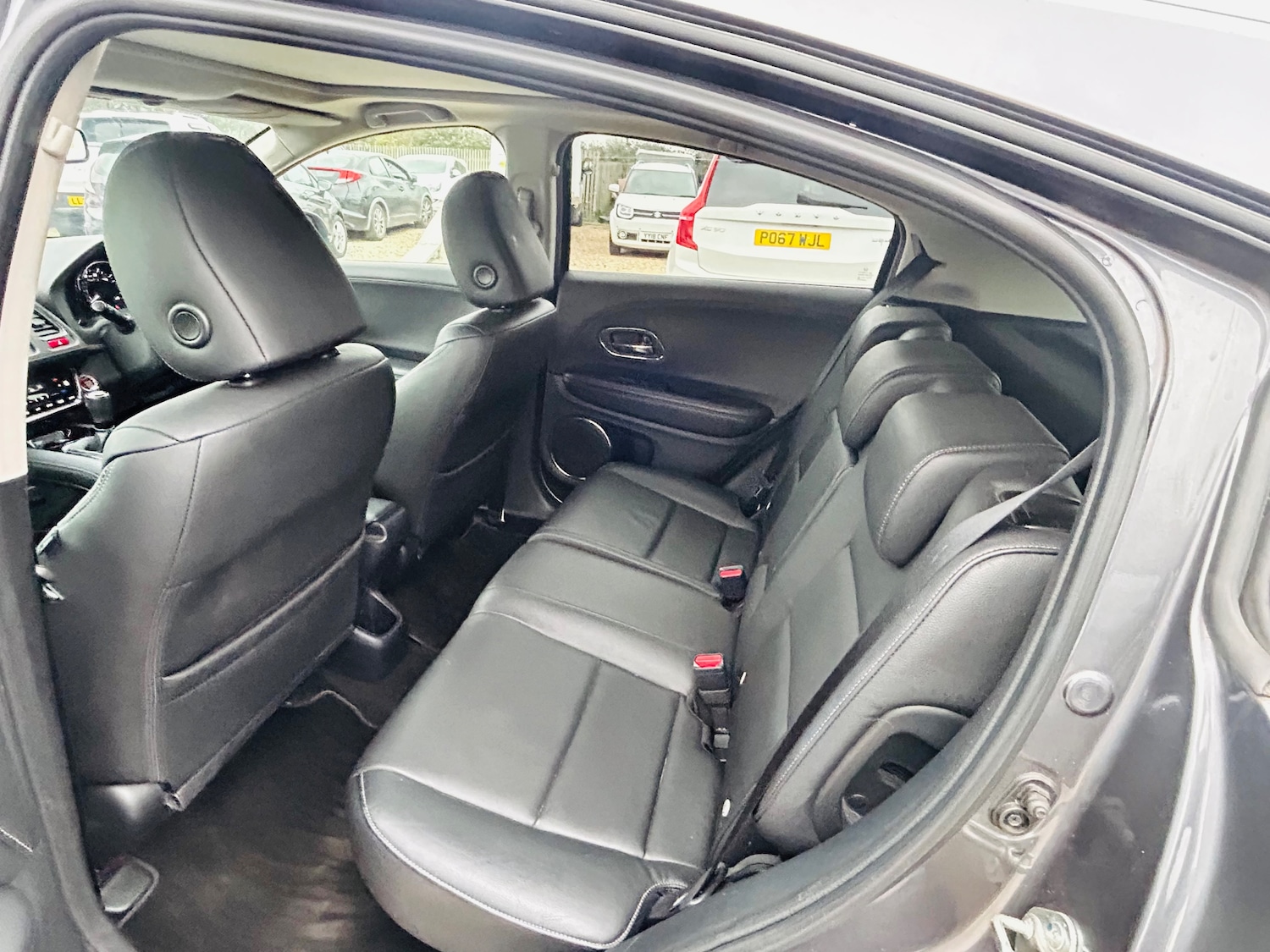 Used Honda HR-V 2018 for sale - 76422611: Photo 14