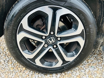 Used Honda HR-V 2018 for sale - 76422611: Photo