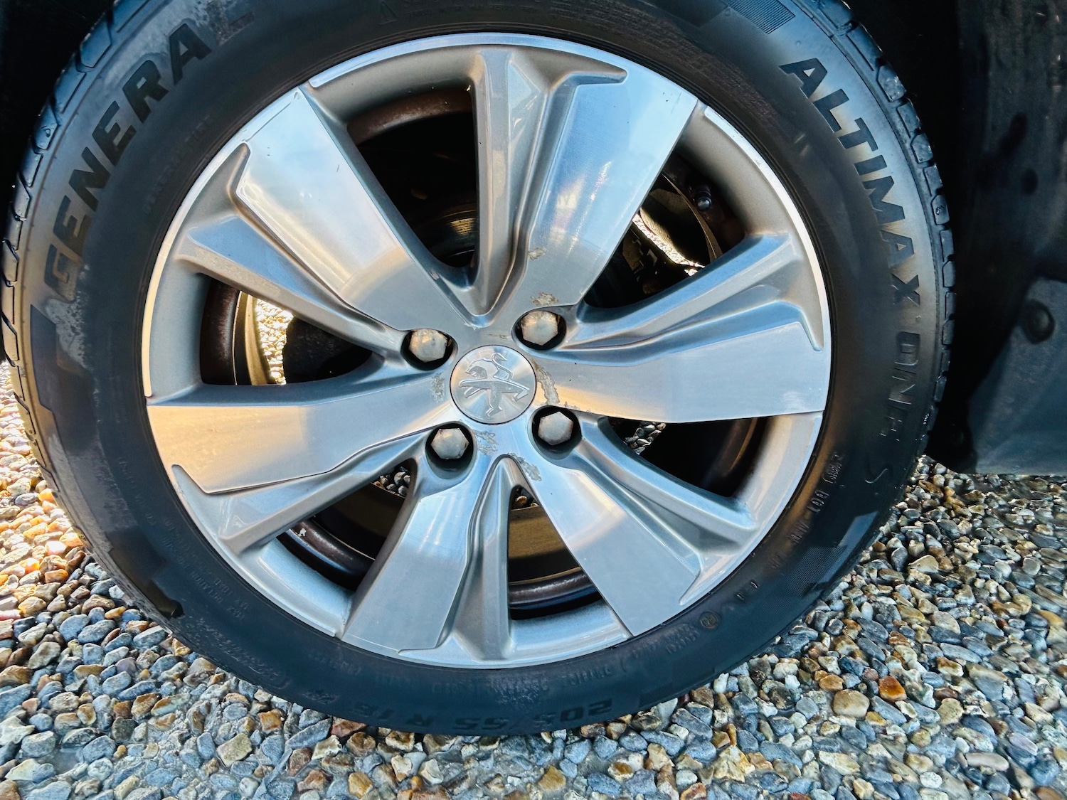 Used Peugeot 2008 2015 for sale - 77164233: Photo 11