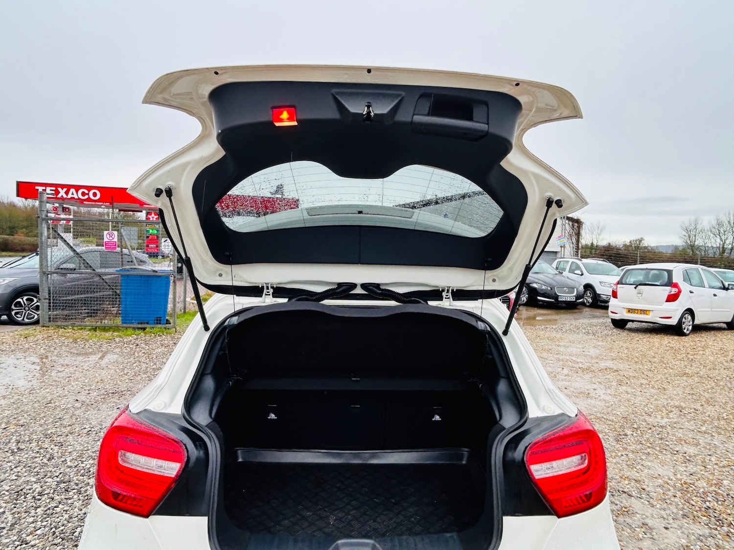 Used Mercedes-Benz A-Class 2015 for sale - 77232340: Photo 12