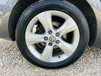 Used Vauxhall Astra 2011 for sale - 77771446: Photo