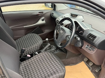 Used Toyota IQ 2009 for sale - 79376255: Photo