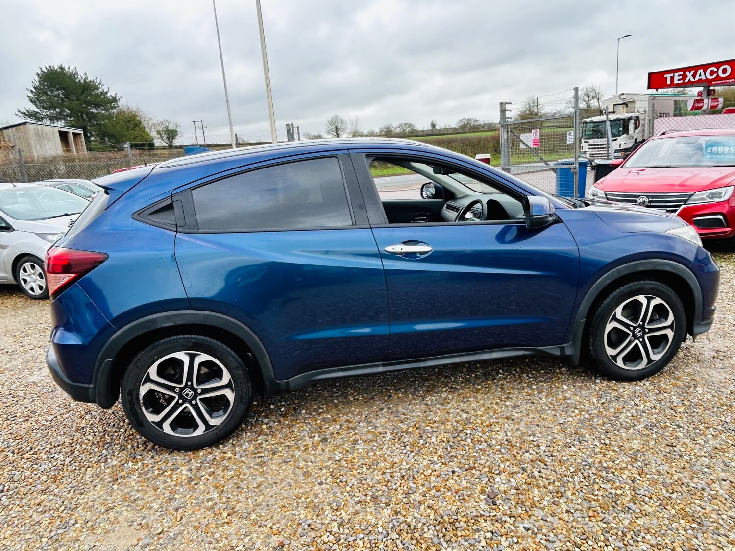 Used Honda HR-V 2015 for sale - 77442705: Photo 10