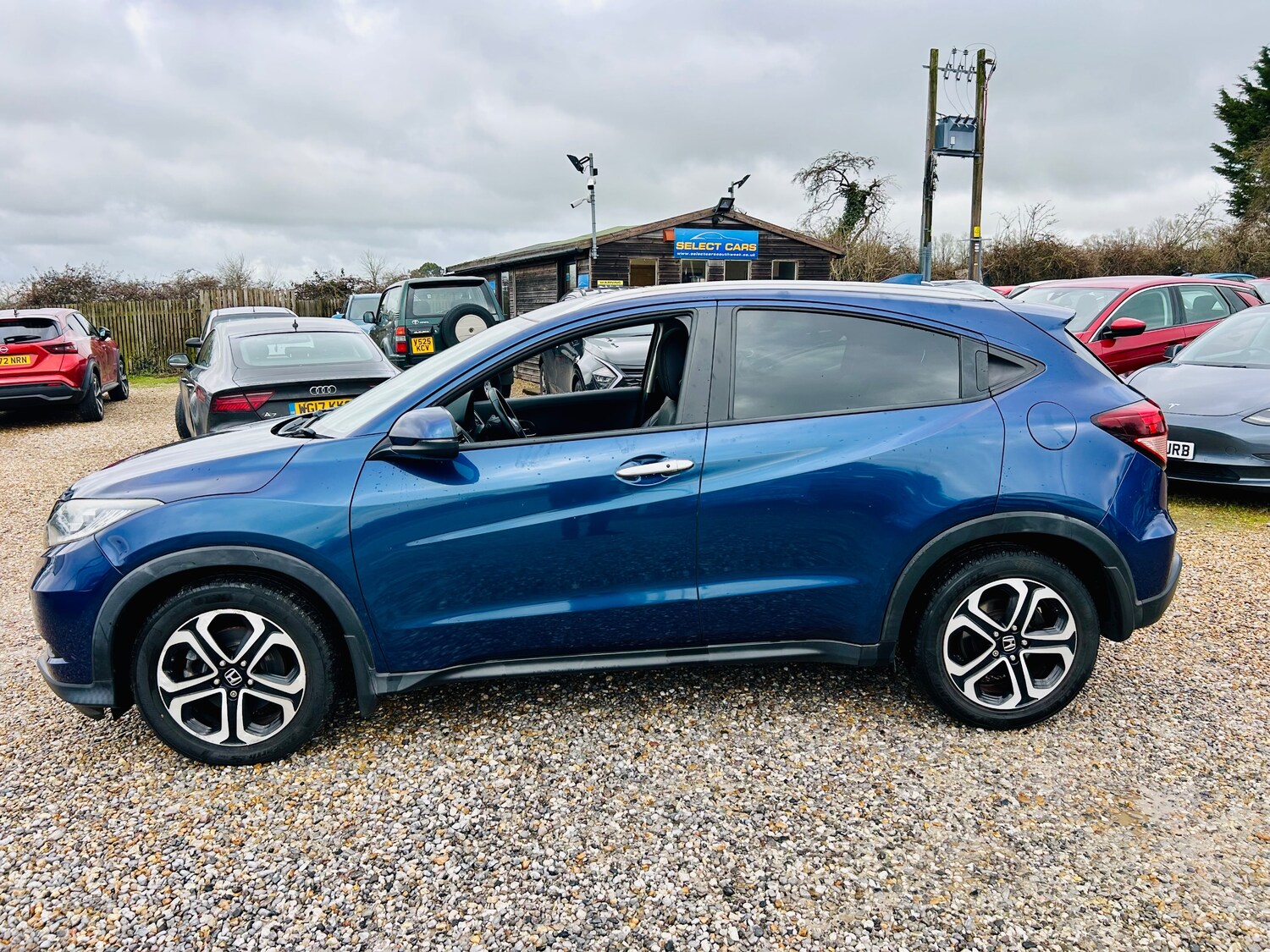 Used Honda HR-V 2015 for sale - 77442705: Photo 6