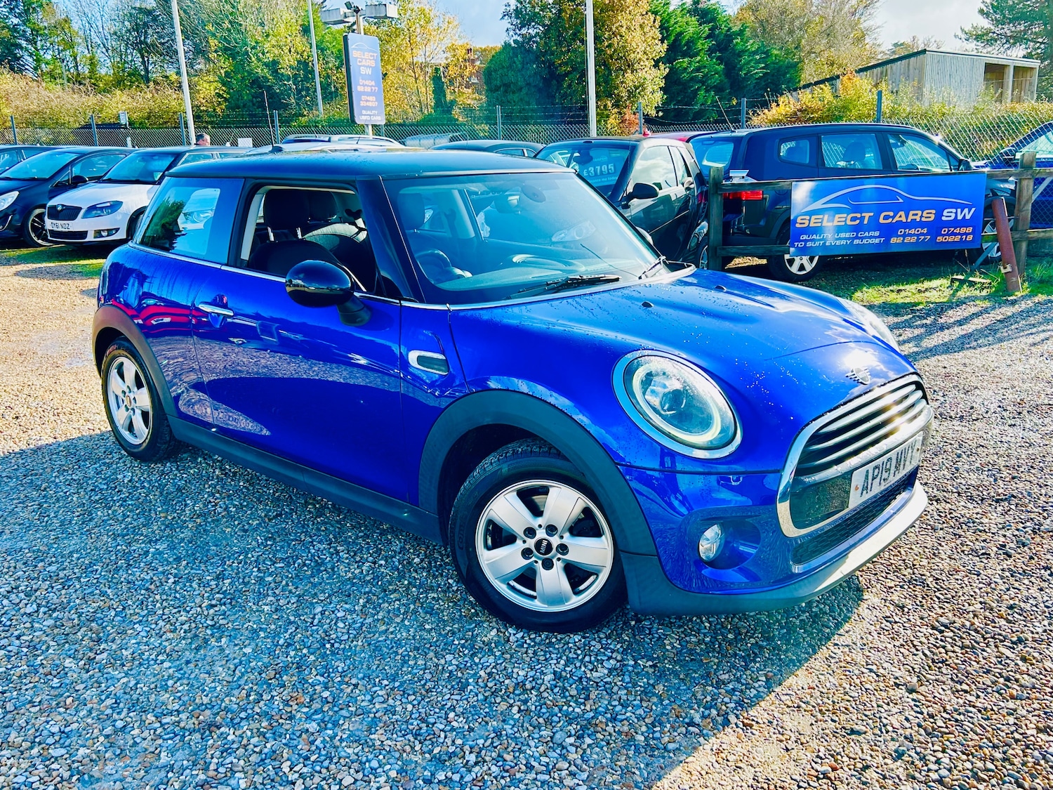 Used MINI Hatch 2019 for sale - 76525862: Photo 1