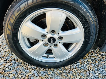 Used MINI Hatch 2019 for sale - 76525862: Photo