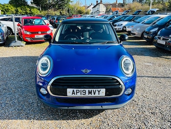 Used MINI Hatch 2019 for sale - 76525862: Photo