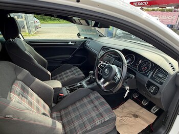 Used Volkswagen Golf 2015 for sale - 78337239: Photo