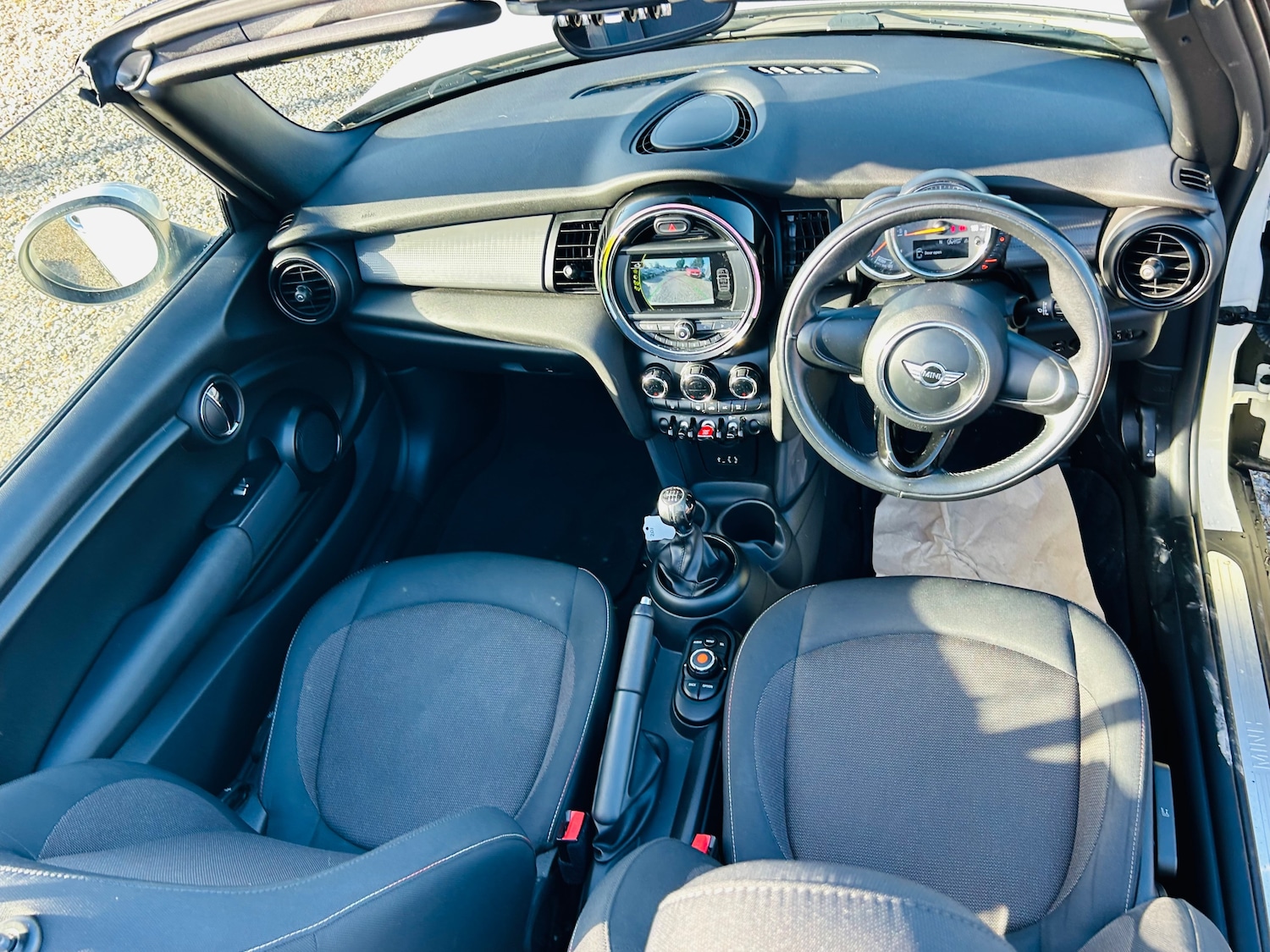 Used MINI Convertible 2017 for sale - 76523414: Photo 12