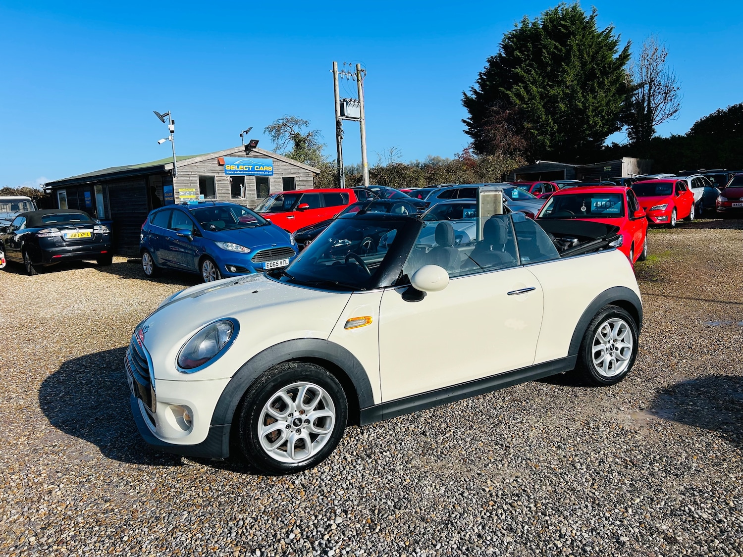Used MINI Convertible 2017 for sale - 76523414: Photo 5