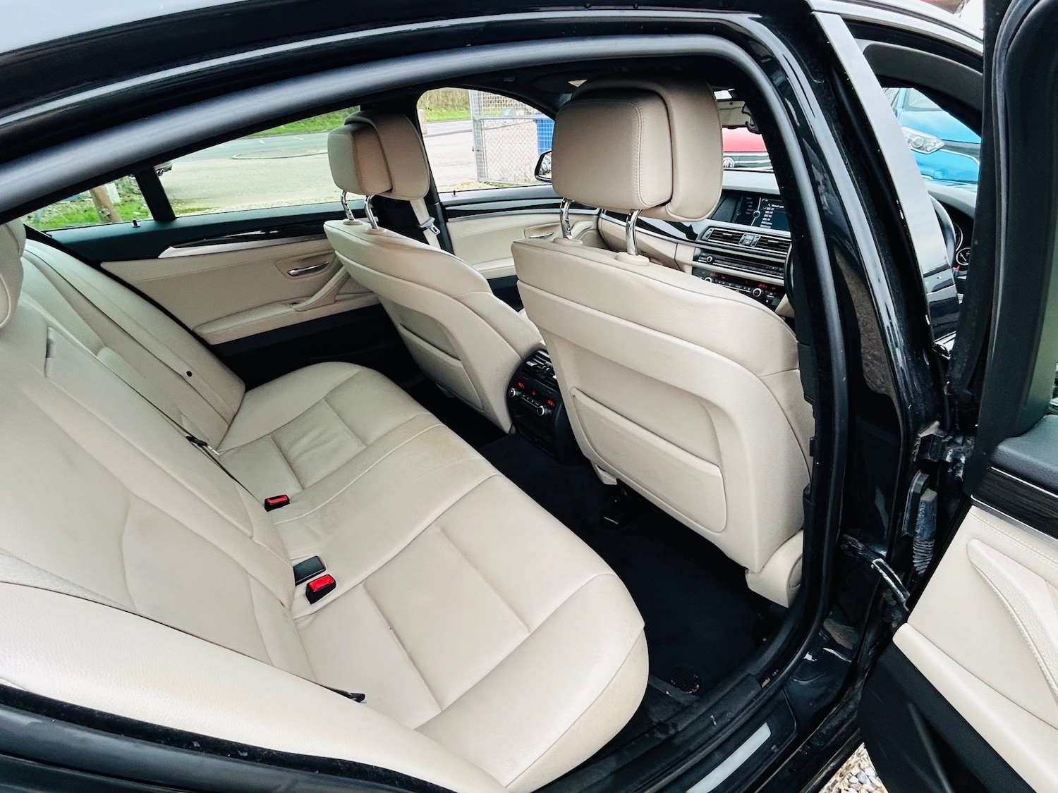 Used BMW 5 Series 2010 for sale - 77557339: Photo 12