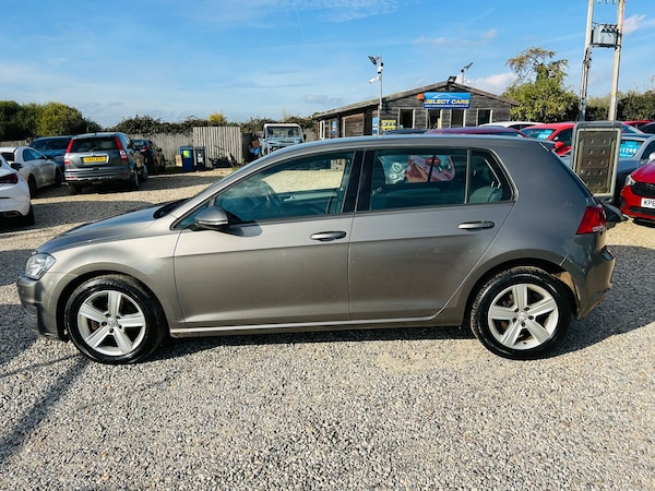 Used Volkswagen Golf 2014 for sale - 76155464: Photo 6