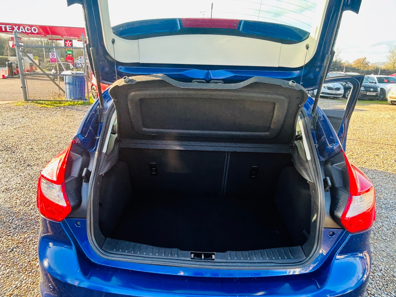 Used Ford Focus 2014 for sale - 76937659: Photo 13