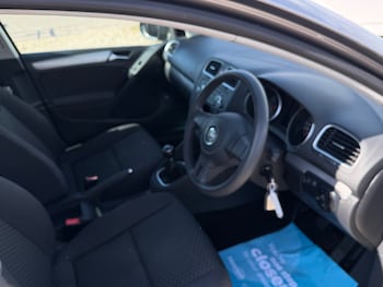 Used Volkswagen Golf 2010 for sale - 79535122: Photo