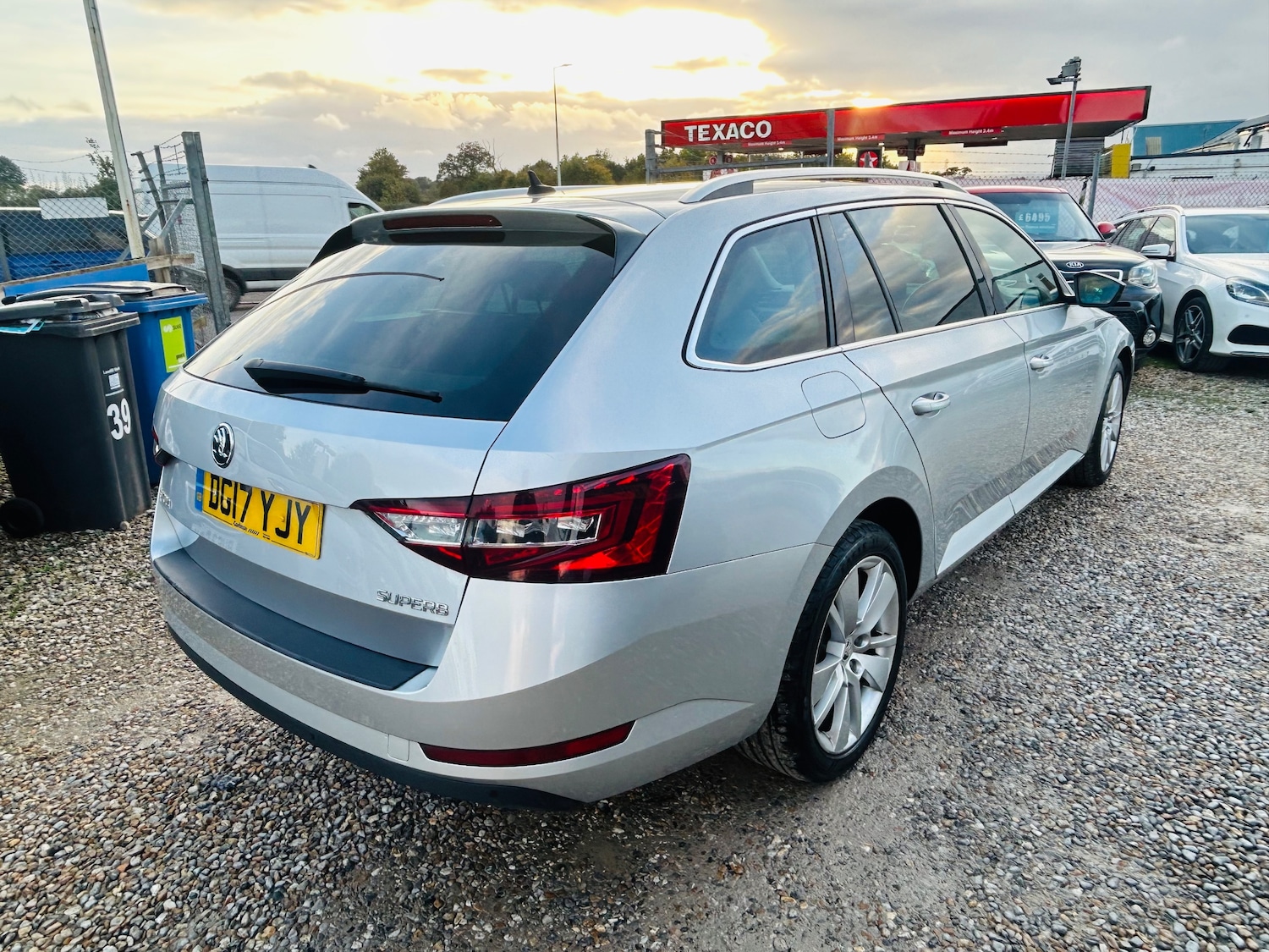 Used Skoda Superb 2017 for sale - 76373347: Photo 8