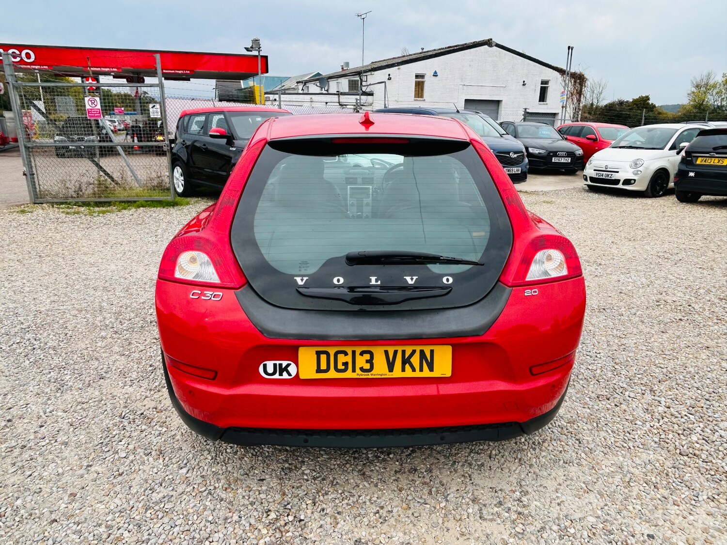 Used Volvo C30 2013 for sale - 76316054: Photo 8
