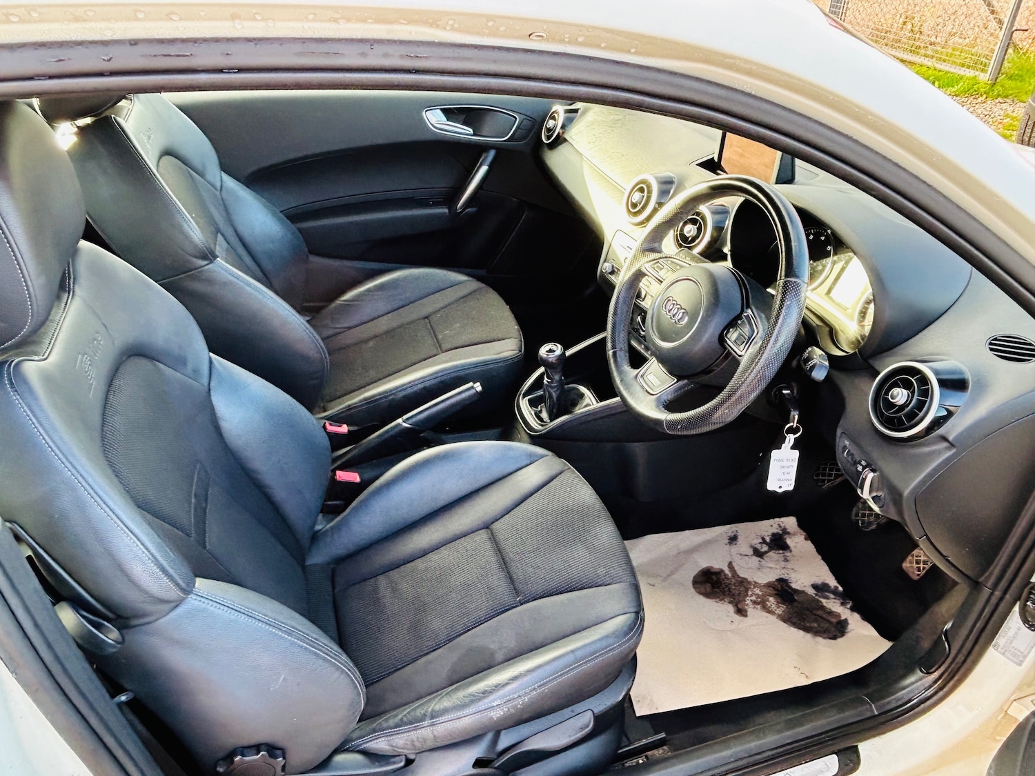 Used Audi A1 2012 for sale - 76514700: Photo 2