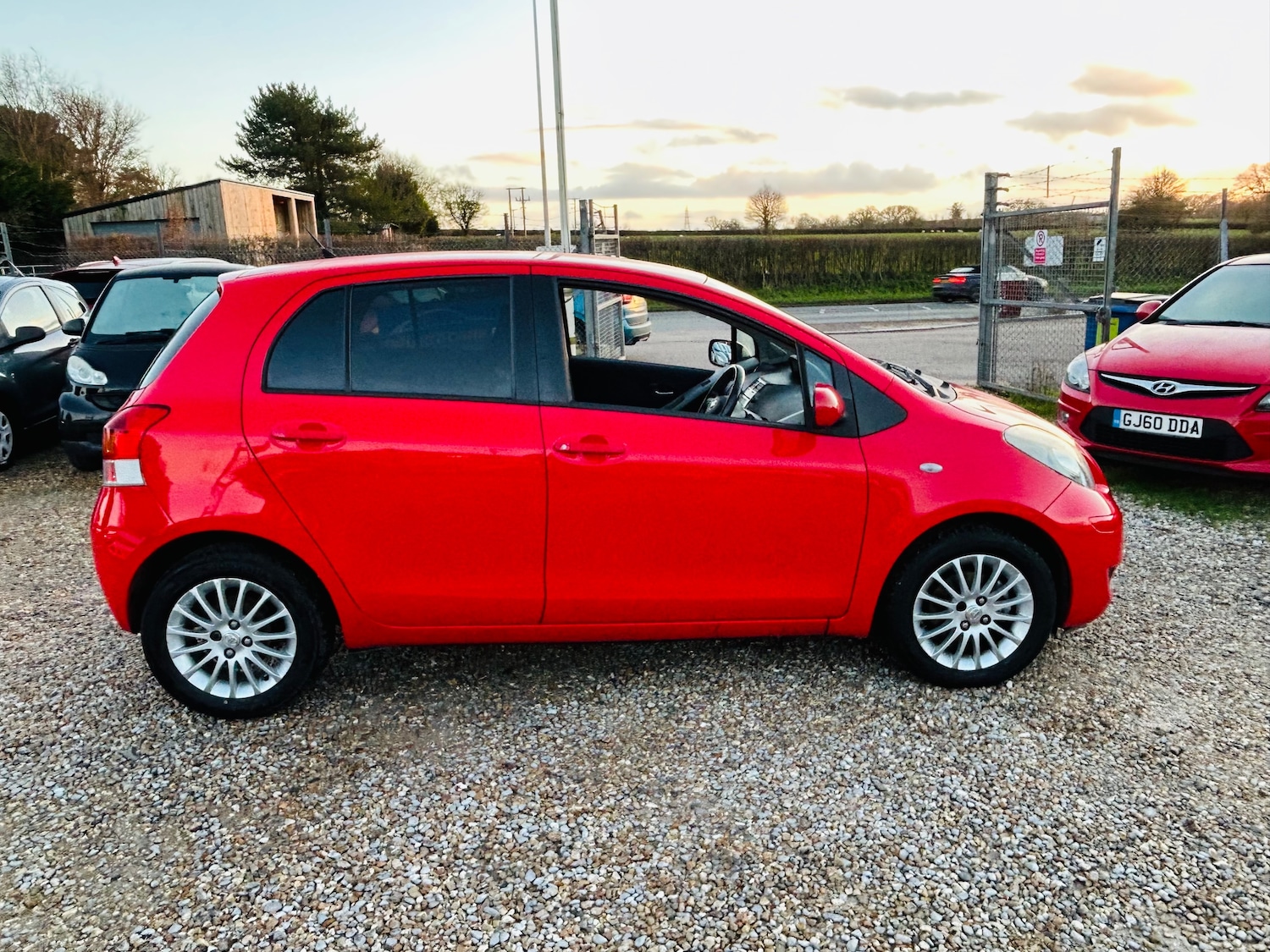 Used Toyota Yaris 2009 for sale - 77019199: Photo 9