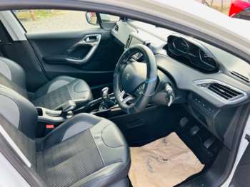 Used Peugeot 2008 2017 for sale - 74009126: Photo
