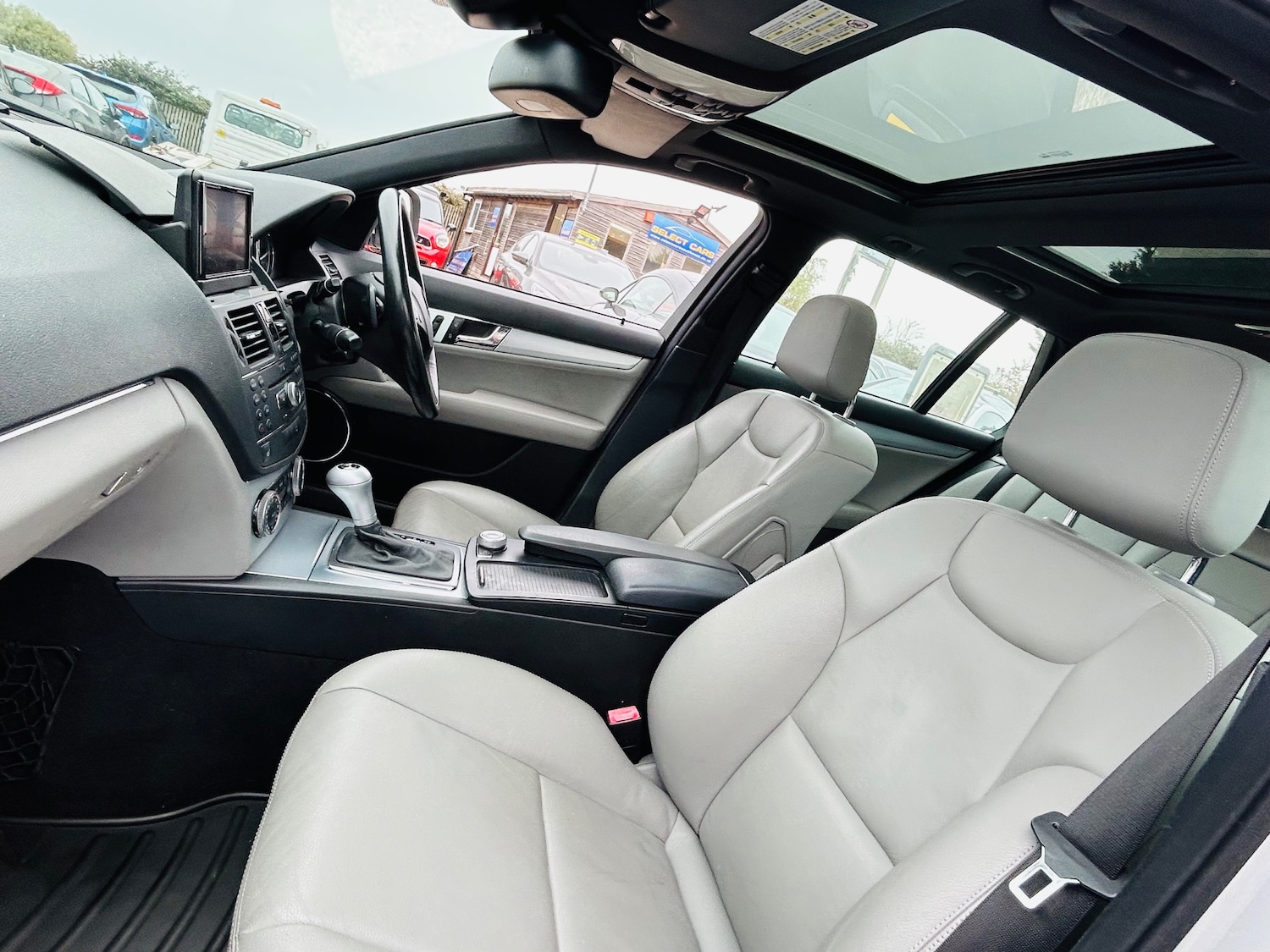 Used Mercedes-Benz C Class 2008 for sale - 76422604: Photo 11