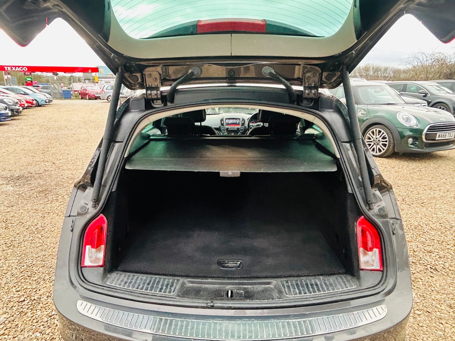 Used Vauxhall Insignia 2014 for sale - 77789661: Photo 12