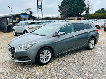 Used Hyundai i40 2015 for sale - 77293582: Photo