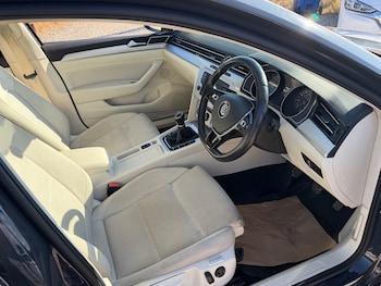 Used Volkswagen Passat 2015 for sale - 79466599: Photo