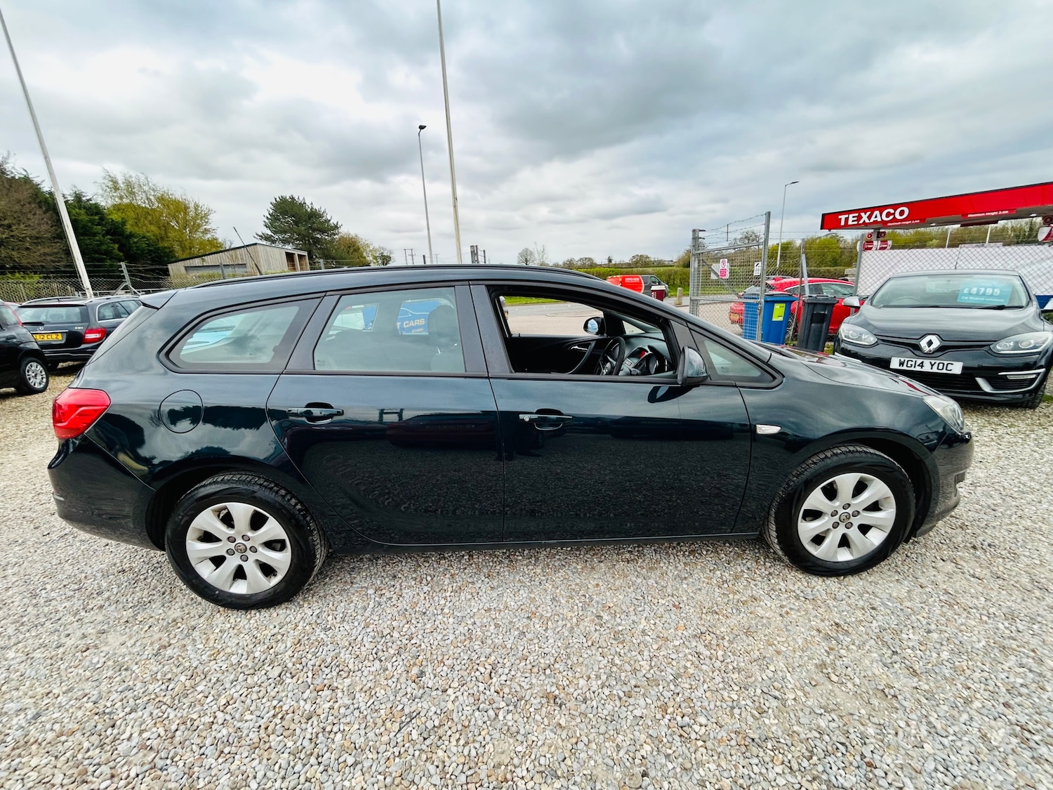 Used Vauxhall Astra 2014 for sale - 78122242: Photo 10