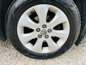 Used Vauxhall Astra 2014 for sale - 78122242: Photo