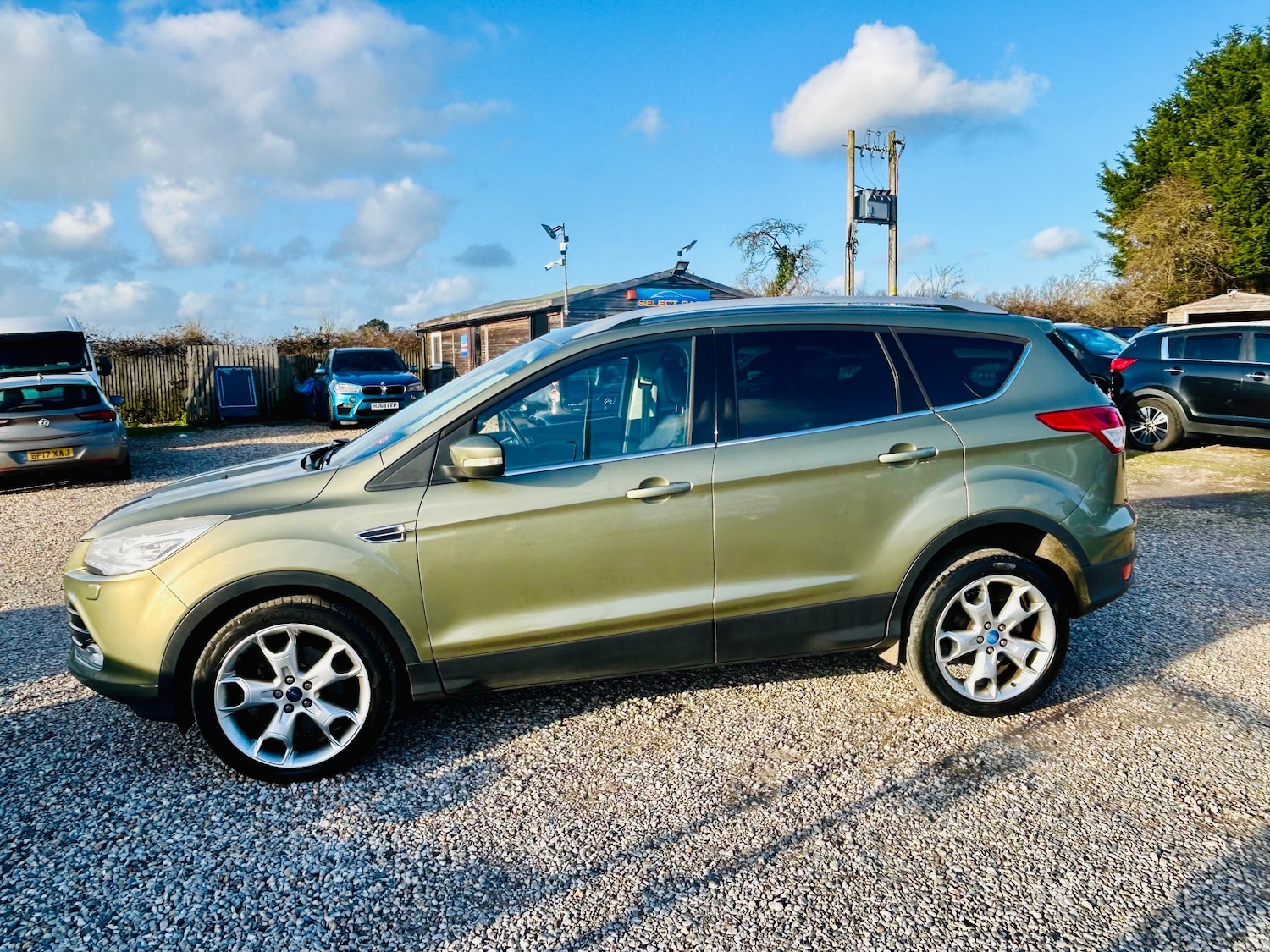 Used Ford Kuga 2014 for sale - 77841651: Photo 6
