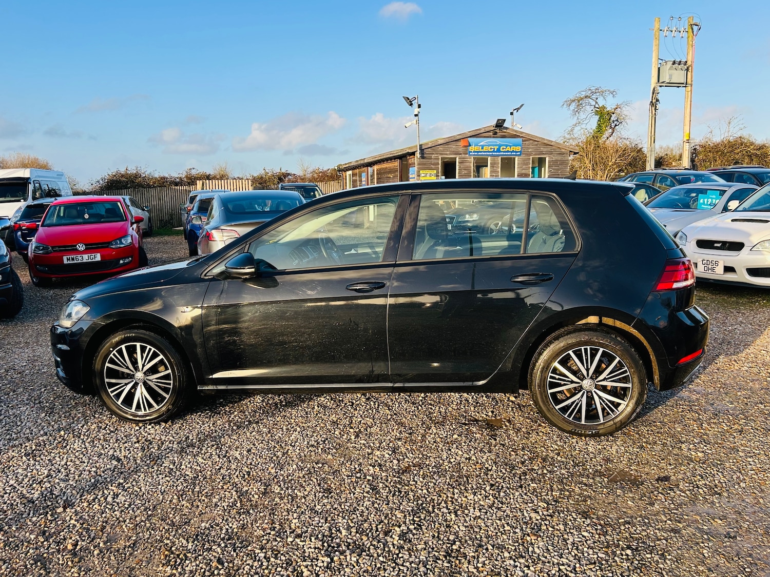 Used Volkswagen Golf 2017 for sale - 76928156: Photo 6