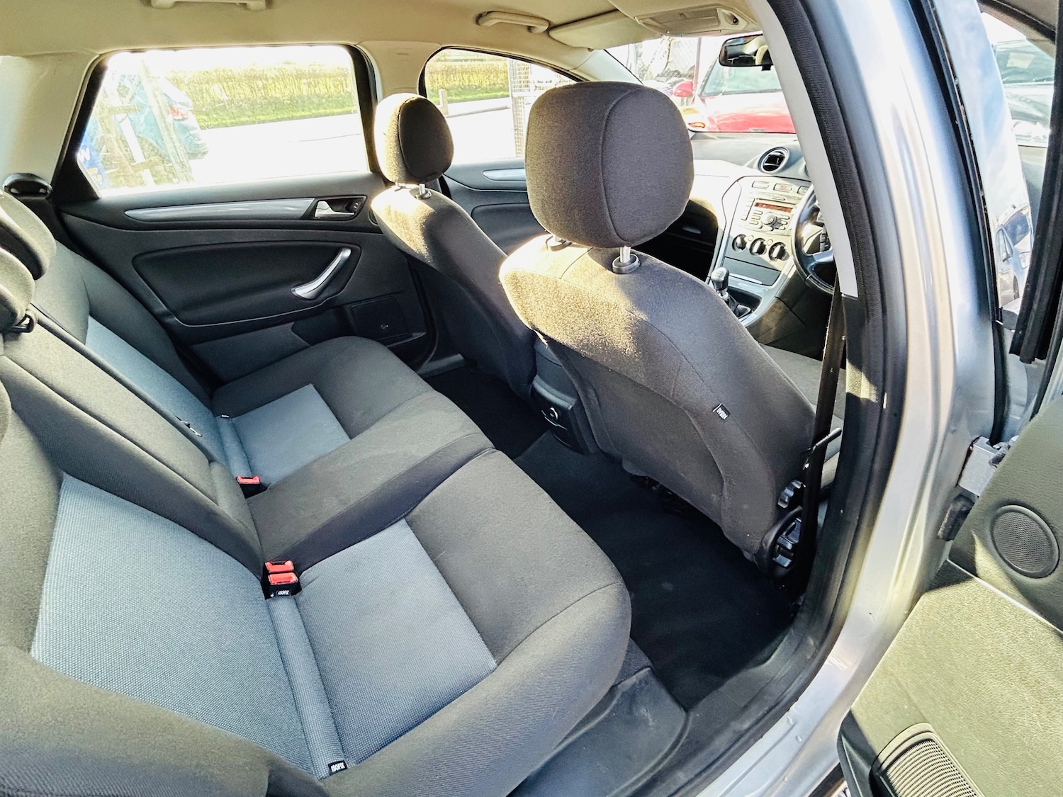 Used Ford Mondeo 2013 for sale - 76966901: Photo 11