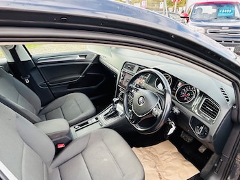 Used Volkswagen Golf 2019 for sale - 76376848: Photo