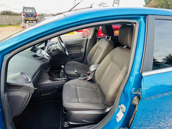 Used Ford Fiesta 2015 for sale - 76217672: Photo 13