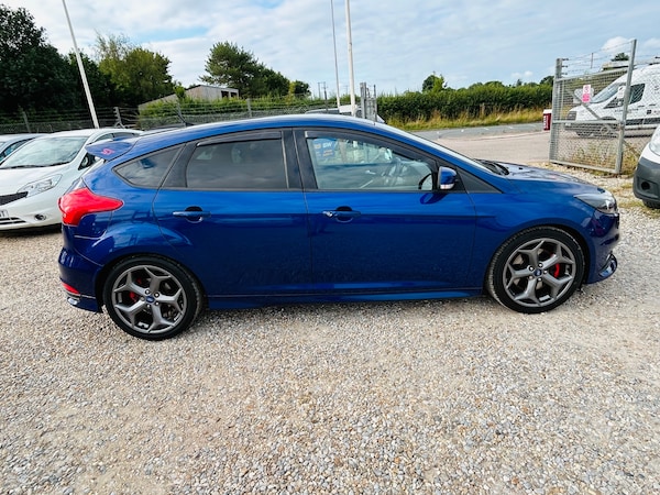 Used Ford Focus 2015 for sale - 75434429: Photo 10