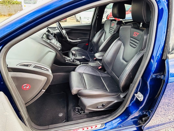 Used Ford Focus 2015 for sale - 75434429: Photo 11