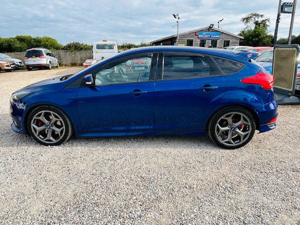 Used Ford Focus 2015 for sale - 75434429: Photo 6