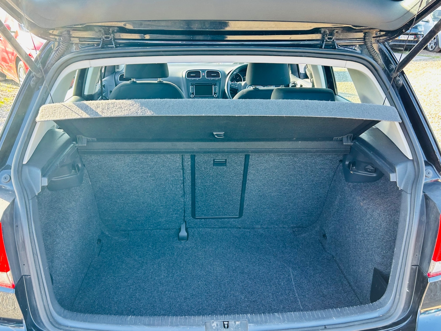 Used Volkswagen Golf 2011 for sale - 77688208: Photo 10